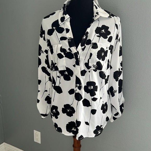 7th Avenue Design Studio black & white floral button down blouse medium - Picture 1 of 12